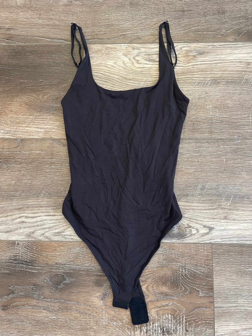 Suuksess Classic Black Scoop Neck Bodysuit with Adjustable Straps NWOT size XS